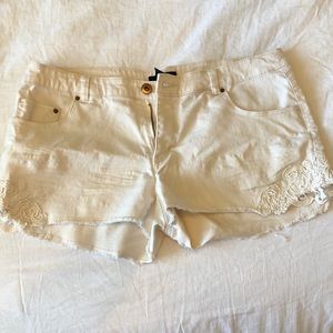 White H&M lace shorts